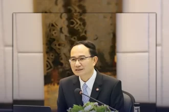 สั่งสอบครูคัดลอกผลงาน